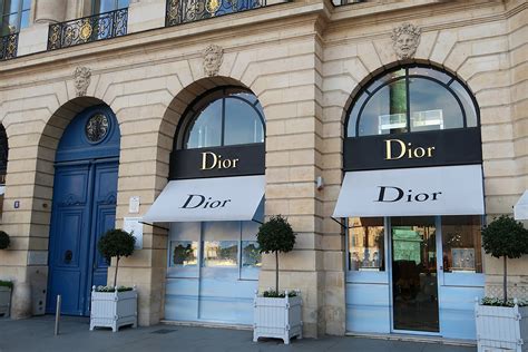 dior b2c c-o deret logistique|Optimization of a Supply Chain : Christian Dior Couture .